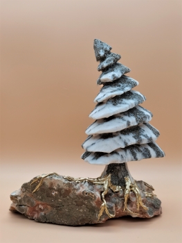 Preview: Binntree auf Rhyolith